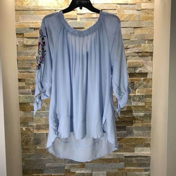 Democracy Embroidered Blouse (Plus Size) - Picture 3 of 5